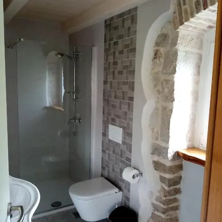 Holiday home Vila Arsini - Sa 3 Sobe Za Do 6 Osoba, - Dracevac *