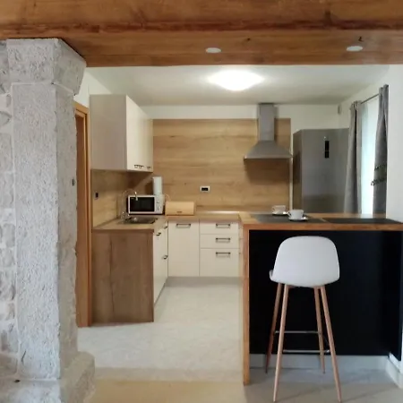 Vila Arsini - Sa 3 Sobe Za Do 6 Osoba, - Dracevac Holiday home
