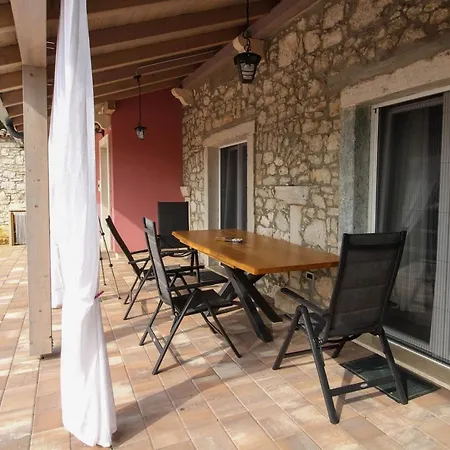 Vila Arsini - Sa 3 Sobe Za Do 6 Osoba, - Dracevac Holiday home